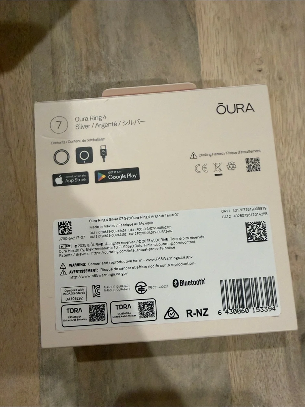 NWT Oura ring 4 size 7 Silver